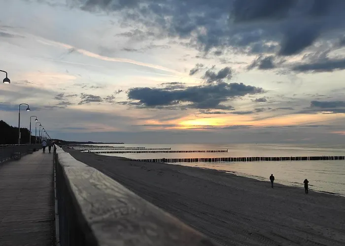 Cozy Ship In With Kitchen Hotel en barco Mielno (Koszalin)