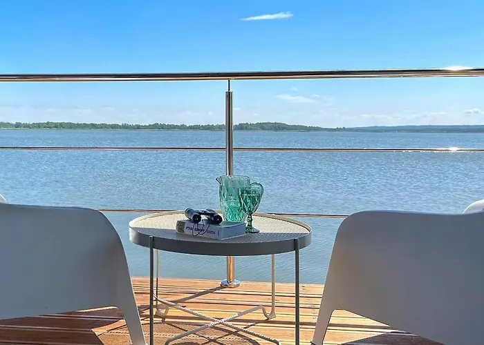 Cozy Ship In With Kitchen 4* Mielno (Koszalin)