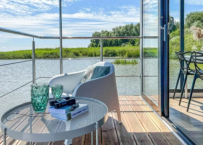 Cozy Ship In With Kitchen Mielno (Koszalin)