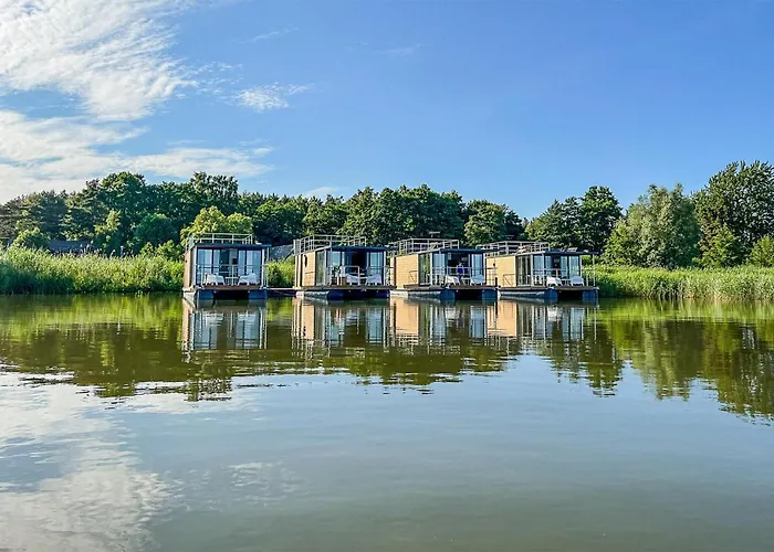 Cozy Ship In With Kitchen 4*